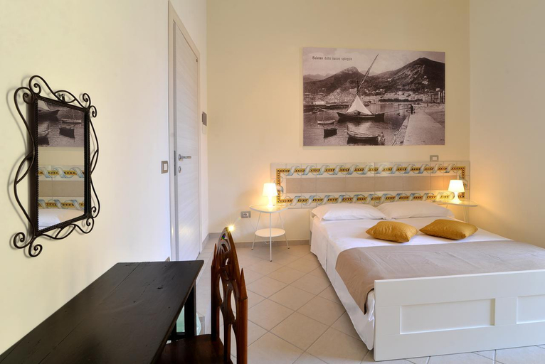 Bedroom 2, Salerno B&B Santi e Saraceni-NEW, Salerno