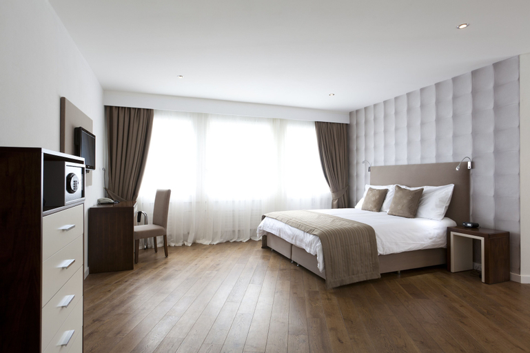 Bedroom 3, Hotel Alpha, La Sarine