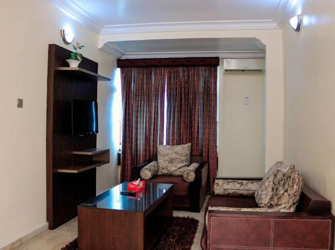 Others 5, Desikok Royal Hotel, Obio/Akp