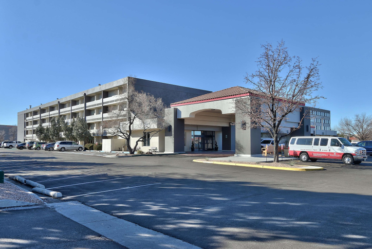 Ramada Plaza by Wyndham Albuquerque Midtown, Bernalillo