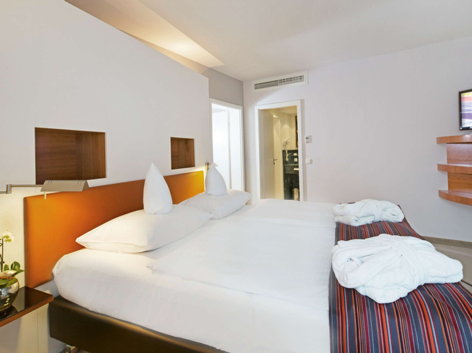 Bedroom 3, Mövenpick Hotel Münster am Aasee, Münster