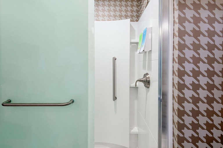 Bathroom 4, Home2 Suites by Hilton Orlando Near UCF, Orange