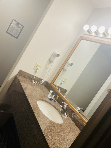 Bathroom 4, America's Best Value Inn Sandpoint, Bonner