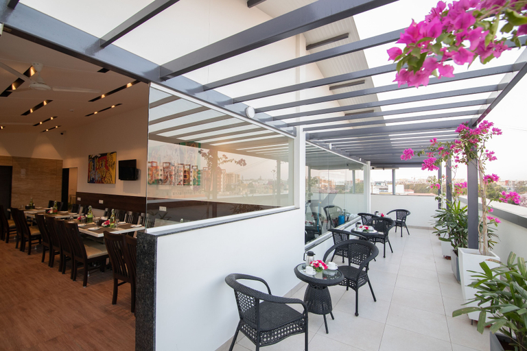 Food & Drinks 5, Mojatel By Icon, Bangalore