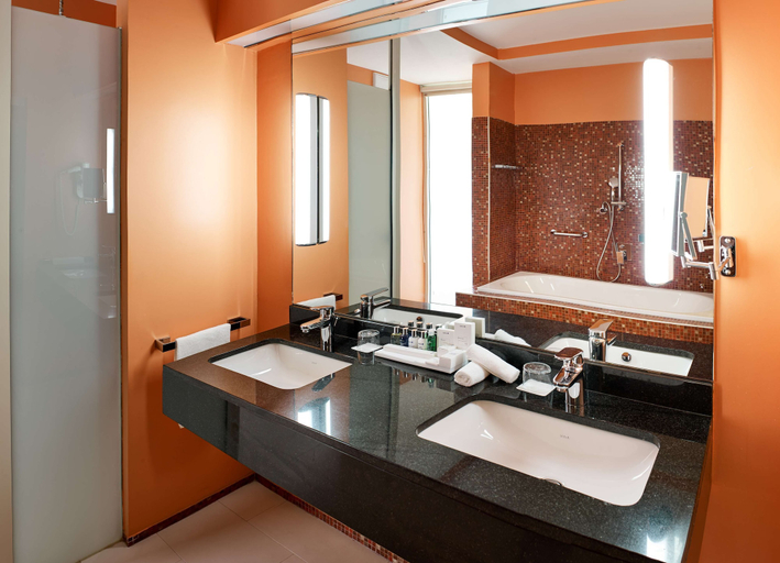 Bathroom 4, Radisson Blu Hotel & Convention Centre, Kigali, Gasabo