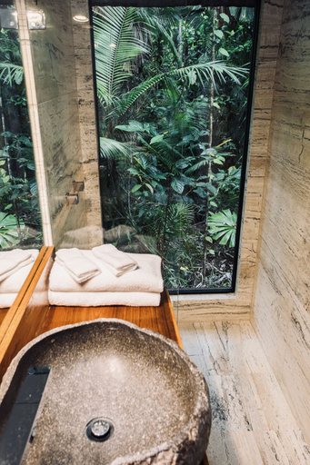 Bathroom 4, Daintree Wilderness Lodge, Douglas