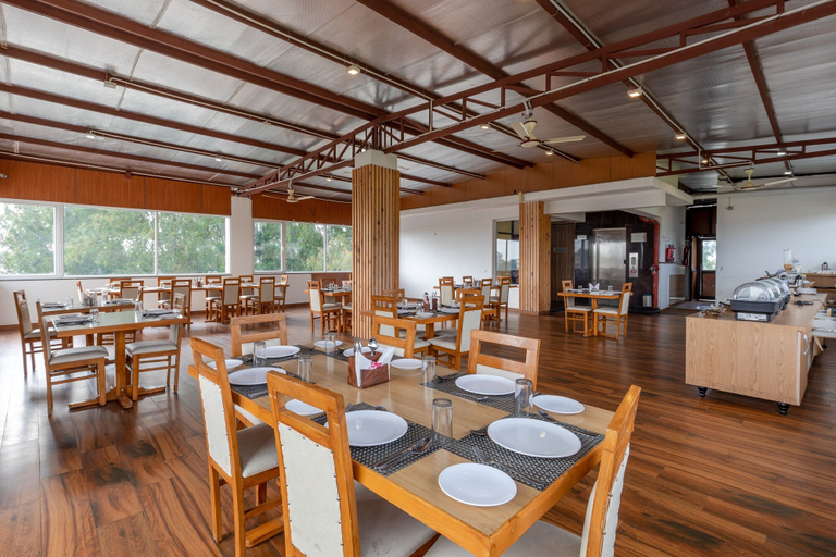 Food & Drinks 5, White Rock By The Solitaire Hospitality, Dehradun