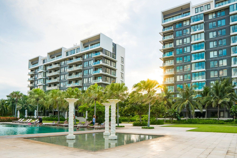 Exterior & Views 2, Luxury 2bedroom Apartment with sea view, Da Nang