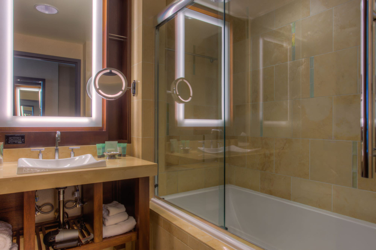 Bedroom 5, Aliante Casino & Hotel, Clark