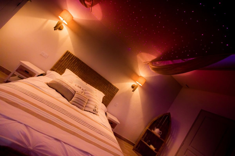 Bedroom 2, Abri Cosy, Gard