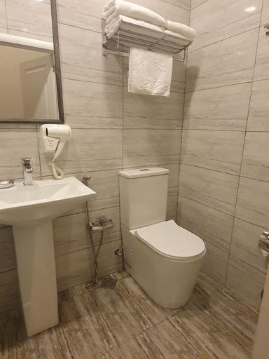 Bathroom 3, La Casa Nizami Hotel, Baku