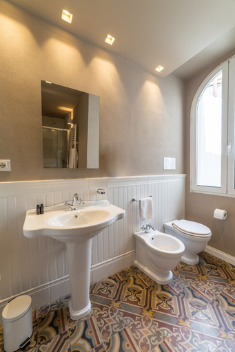 Bathroom 5, Atelier Altafronte, Florence