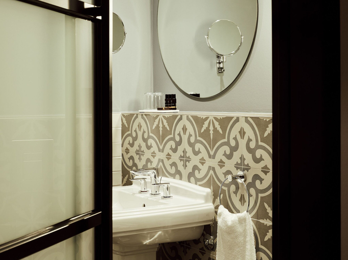 Bathroom 4, Gastwerk Hotel Hamburg, Hamburg