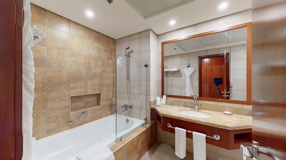 Bathroom 5, Blue Beach Tower The Walk JBR, Dubai
