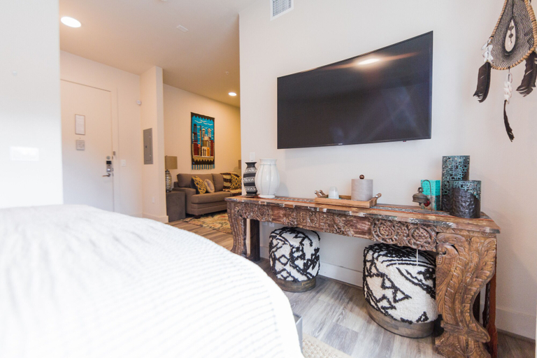 Bedroom 3, Bishop Arts Hotel by Qresorts., Dallas