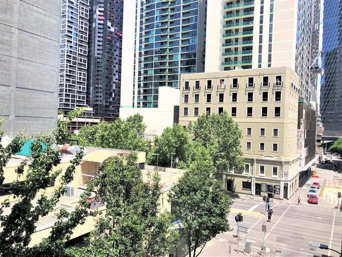 Exterior & Views 2, ReadySet Apartments on King, Melbourne