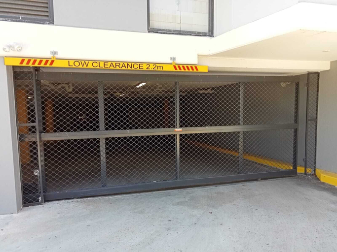 Exterior & Views 2, KULA - Apartment Parramatta, Holroyd