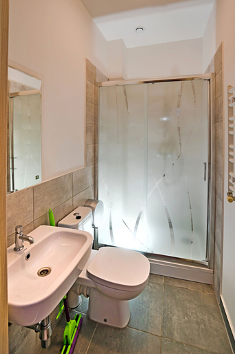 Bathroom 4, Oki Doki OLD TOWN, Warsaw