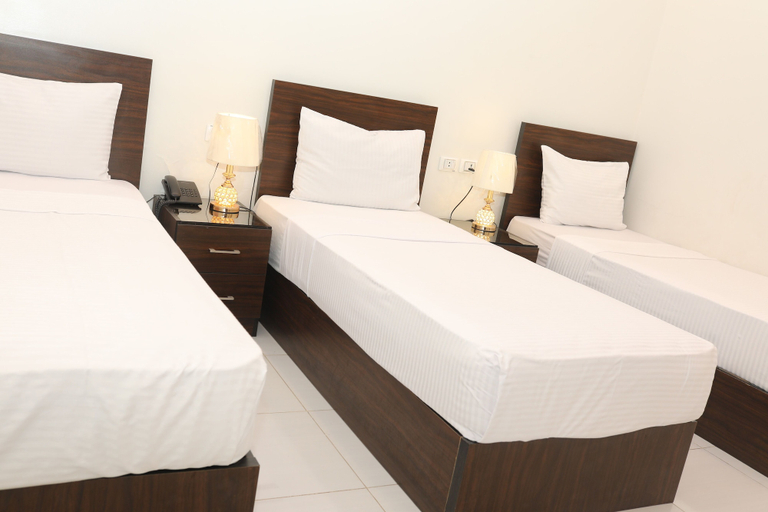 Bedroom 2, New Midtown Hotel, 'Abdin