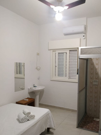 Bathroom 4, Hotel Kruger, Tramandaí