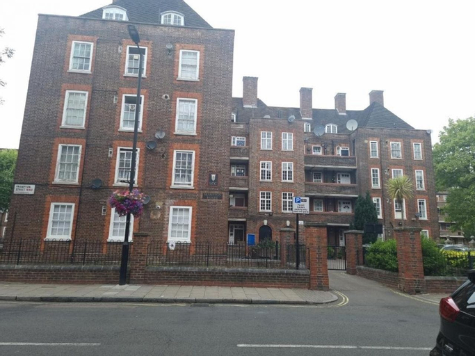 12 Frampton, London