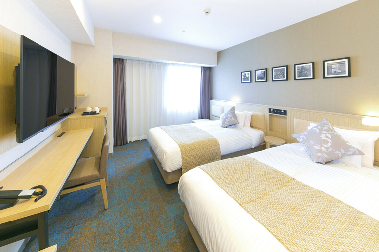 Bedroom 4, Art Hotel Oita, Ōita