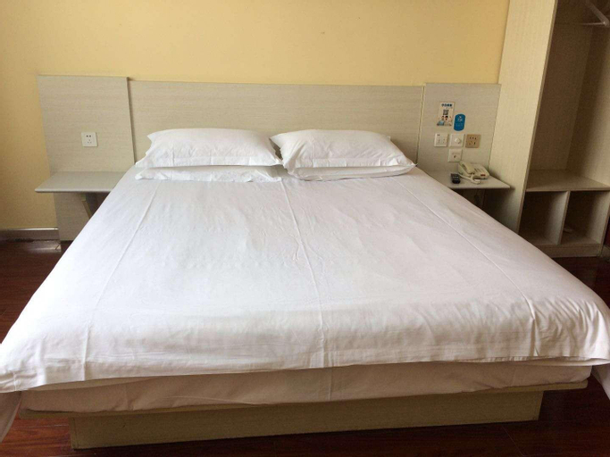 Bedroom 4, Hanting Hotel Linyi Linshu County, Linyi