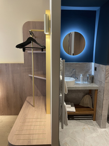 Bathroom 5, Keystone Hotel & Spa Lyon - Handwritten Collection, Rhône