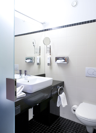 Bathroom 4, Relexa Hotel Bellevue, Hamburg