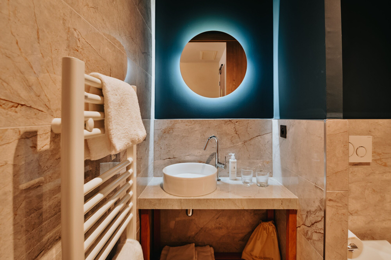 Bathroom 3, Keystone Hotel & Spa Lyon - Handwritten Collection, Rhône