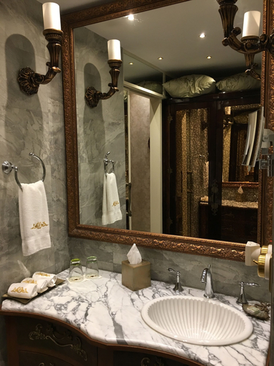 Bathroom 3, Radisson Blu Hotel Noida, Gautam Buddha Nagar