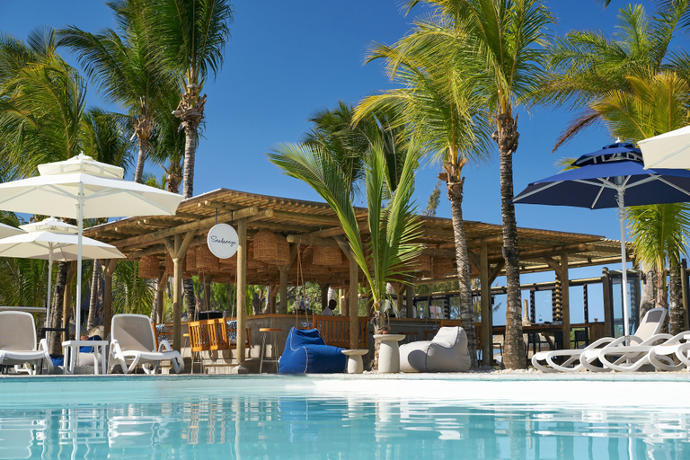Sport & Beauty 3, Lagoon Attitude - Adults Only