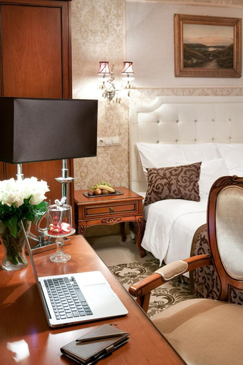 Bedroom 3, Hotel Capitulum, Győr