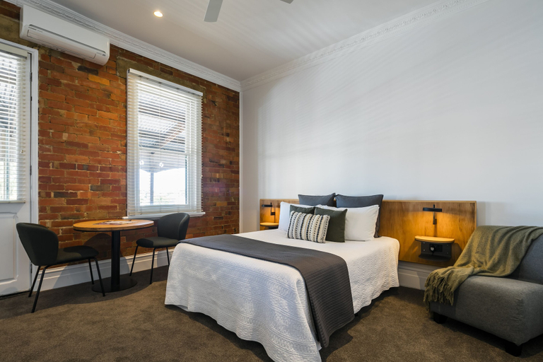 Bedroom 4, The Royal Daylesford Hotel, Hepburn - East