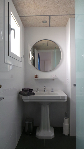 Bathroom 4, La Roqueta B&B, Girona