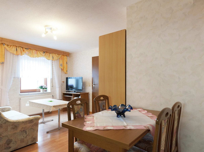 Bedroom 2, Beautiful Apartment in Pohla Saxony Near Ski Area, Erzgebirgskreis