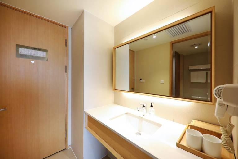 Bathroom 4, JI Hotel Taiyuan Comprehensive Reform Demonstration Zone, Taiyuan