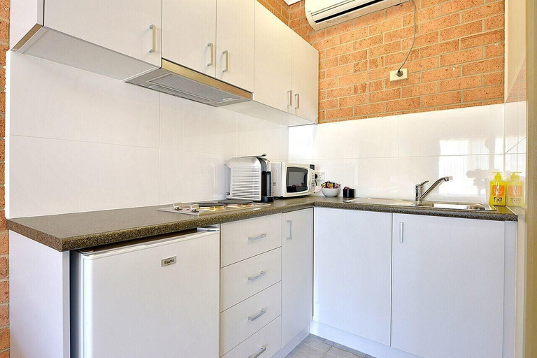 Others 5, Cranbourne Motor Inn, Casey - Cranbourne