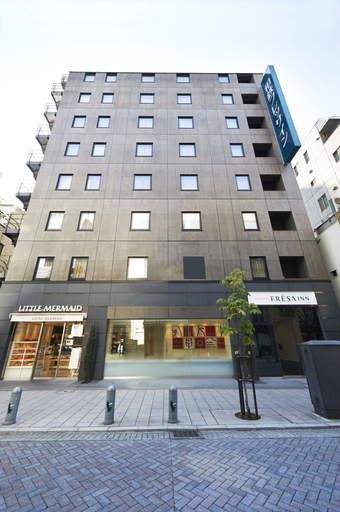 Exterior & Views 26