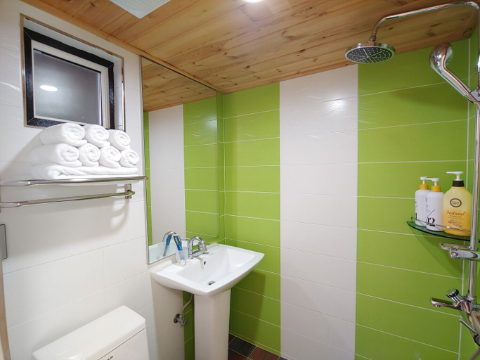 Bathroom, Gentle Resort, Jeju
