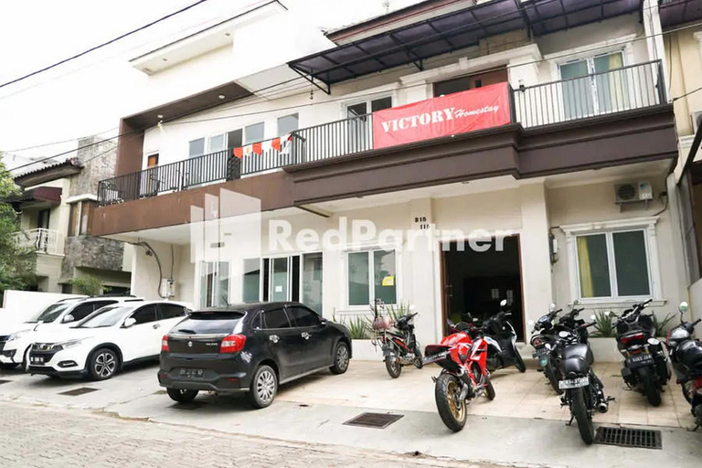 Exterior & Views 2, RedDoorz @ Victory Homestay Karawaci, Tangerang