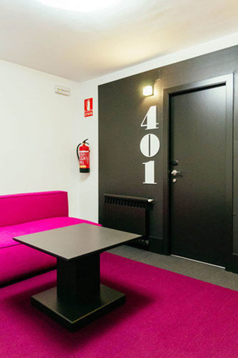 Bedroom 4, New Hotel Colón, Barcelona
