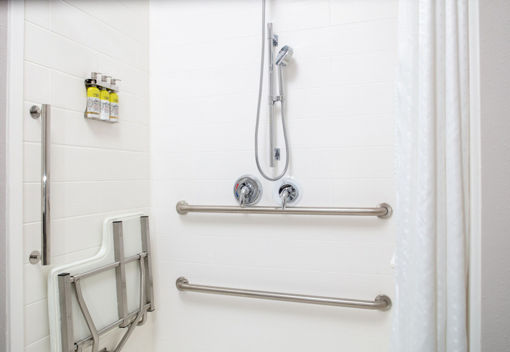 Bathroom 5, Holiday Inn Express & Suites EL PASO NORTH by IHG, El Paso