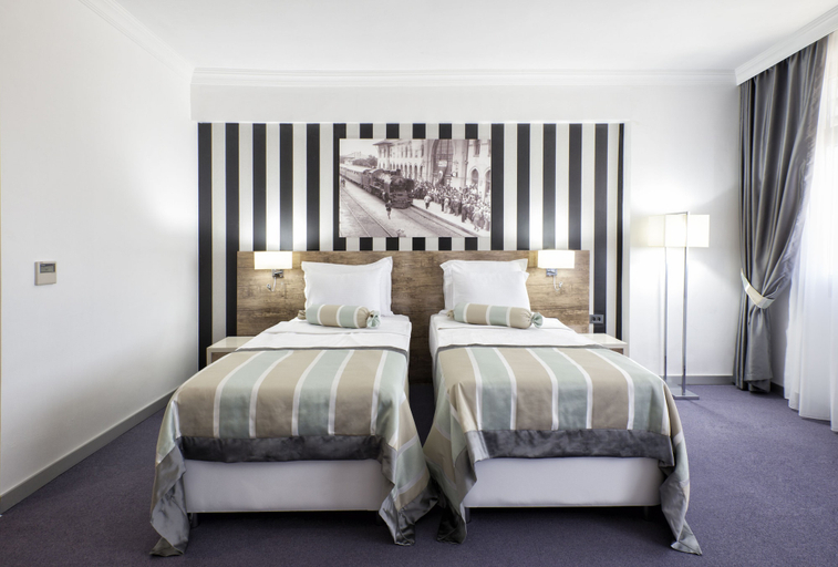 Bedroom 2, Ramada Hotel & Suites by Wyndham Edirne, Merkez