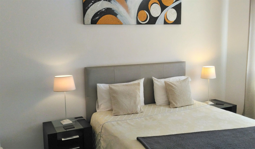 Bedroom 4, Suites Inn Lagos, Lagos
