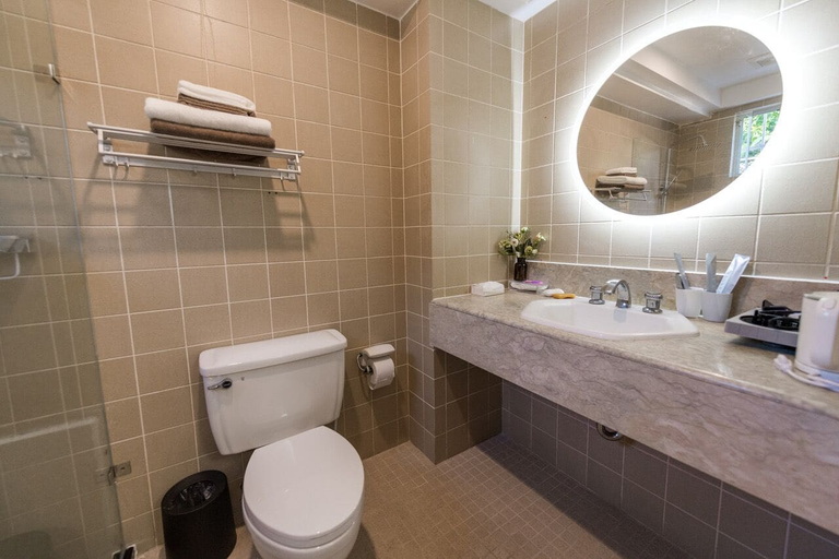 Bathroom, Summer Stay, Saipan