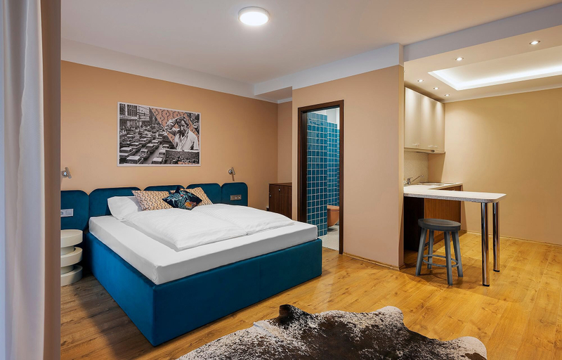 Bedroom 4, SWU Magazine Rooms, Budapesti