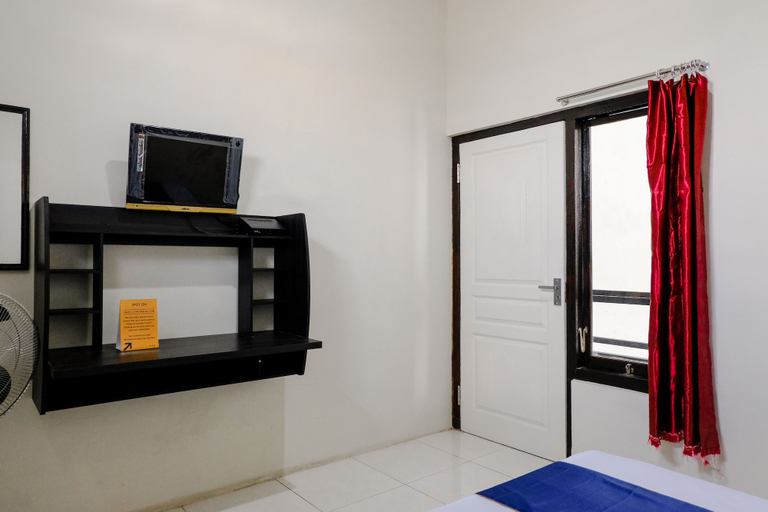 Bedroom 3, SPOT ON 2723 Gatsu Kost, Nganjuk