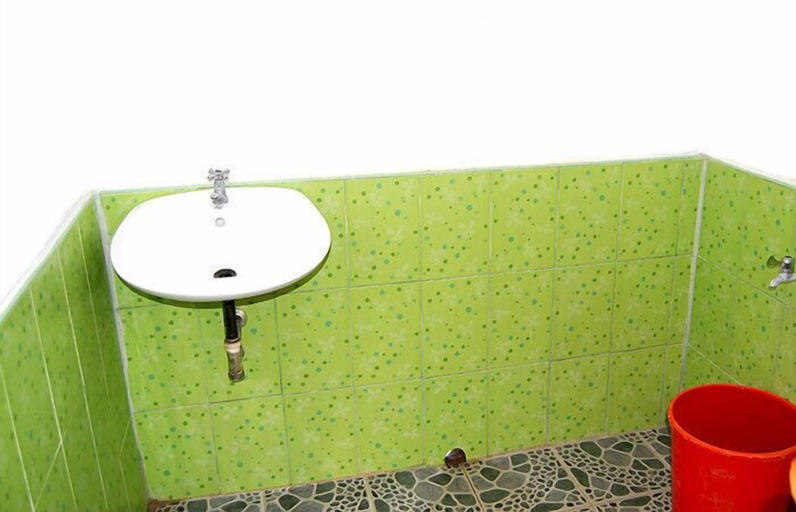 Bathroom 3, Dormitelsph Cloud 9, General Luna