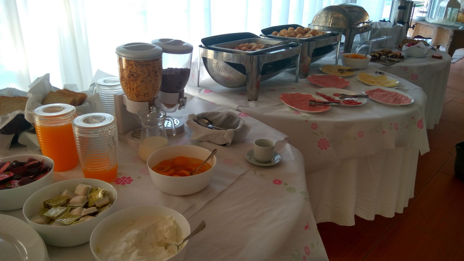 Food & Drinks 5, Hotel Anesi, Attica